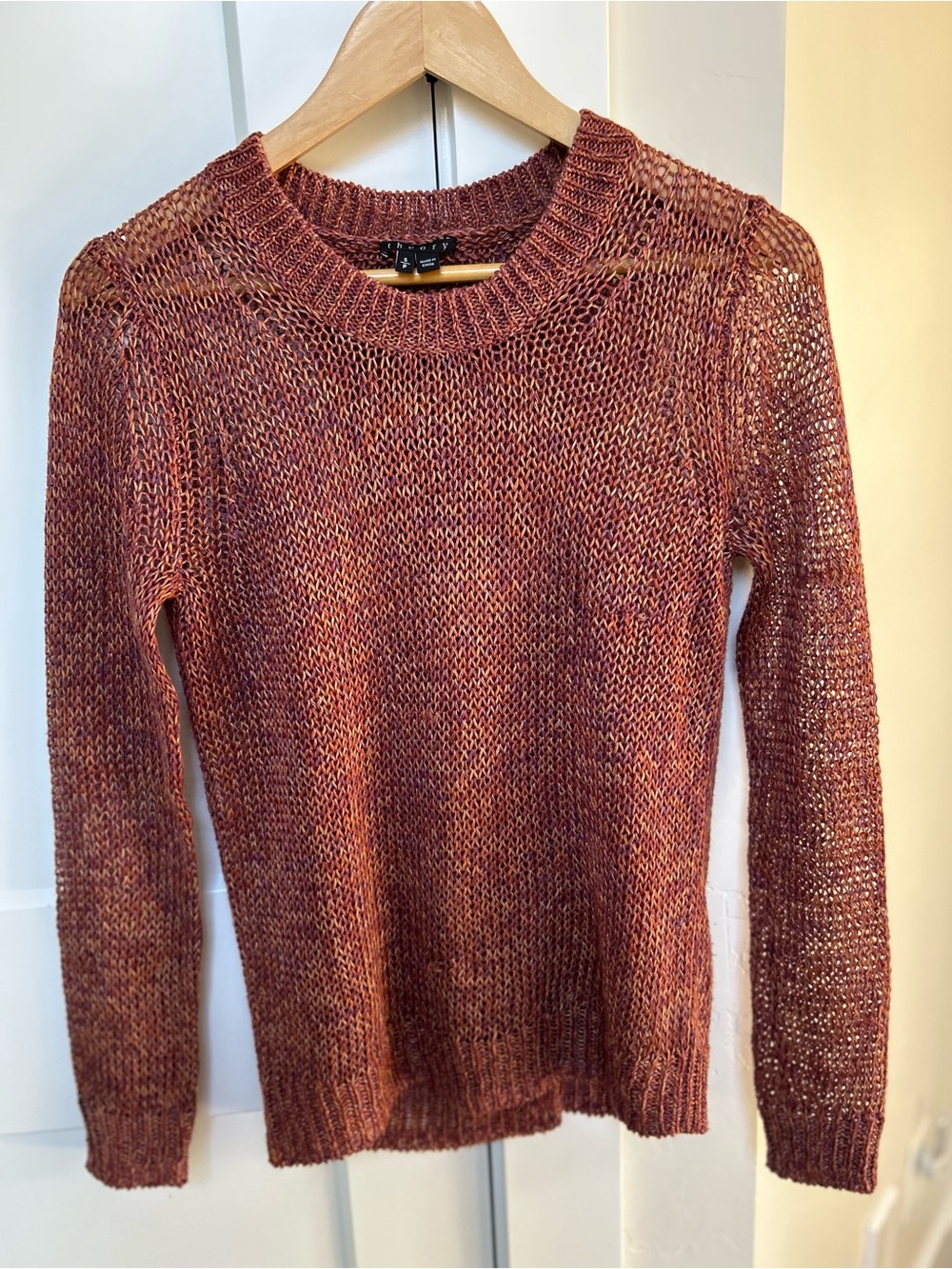 Theory Open-Weave linen Crewneck Sweater in Rust Heather SP